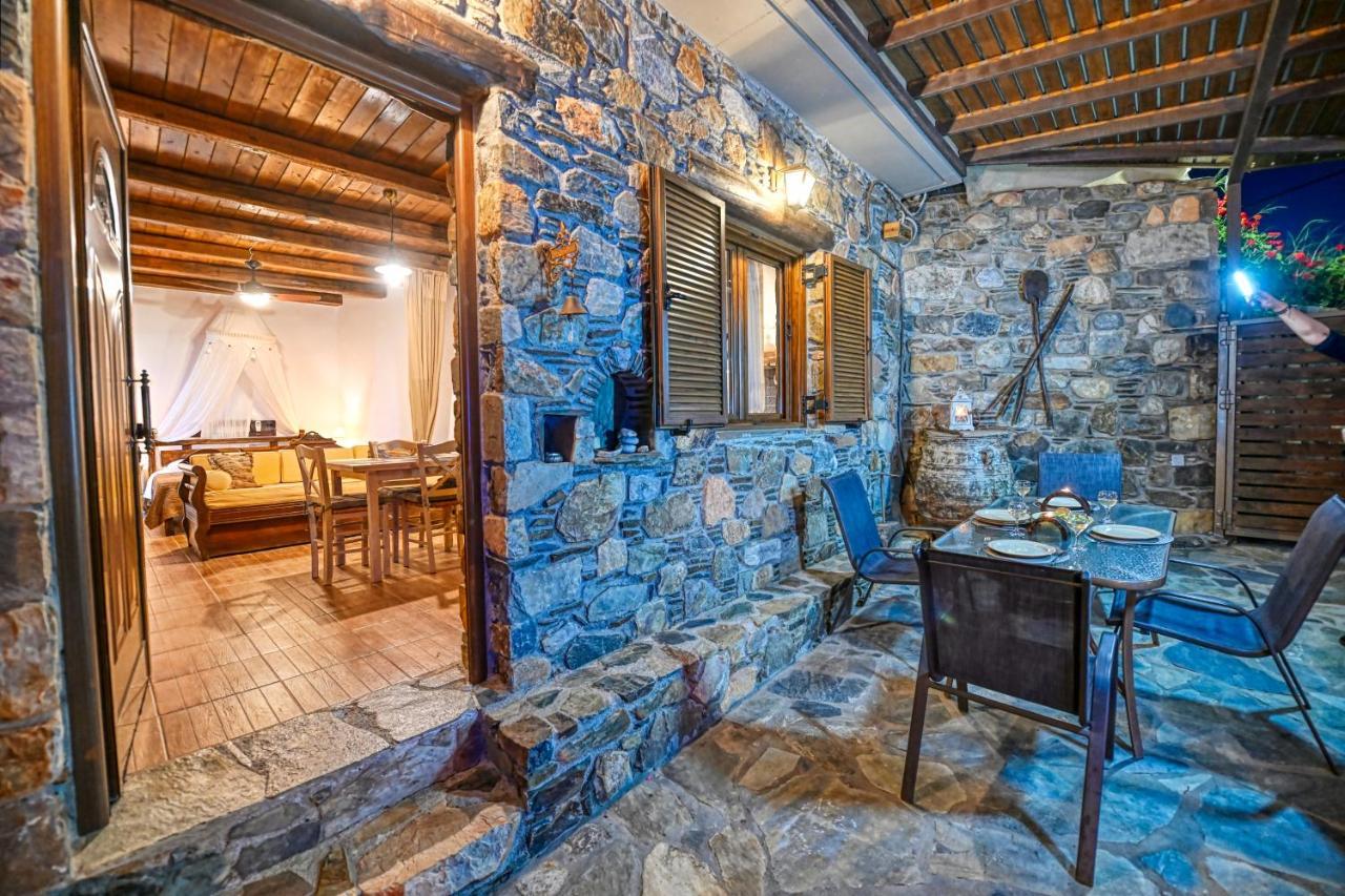 "Pefkopetro" Traditional House Keramoti  Ngoại thất bức ảnh